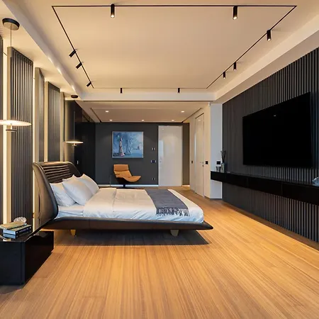 Beautiful Penthouse 4 Near Beach *