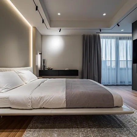 Beautiful Penthouse 4 Near Beach * וארנה